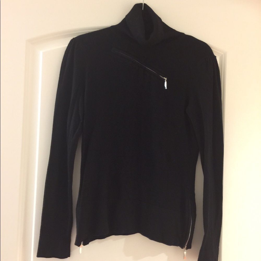 Cache sweater